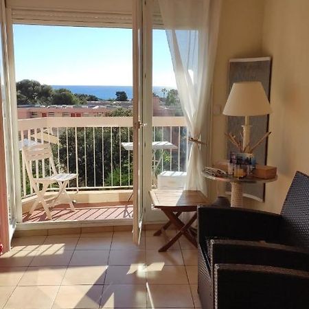 Appartement Lumineux Vue Mer Fréjus 외부 사진