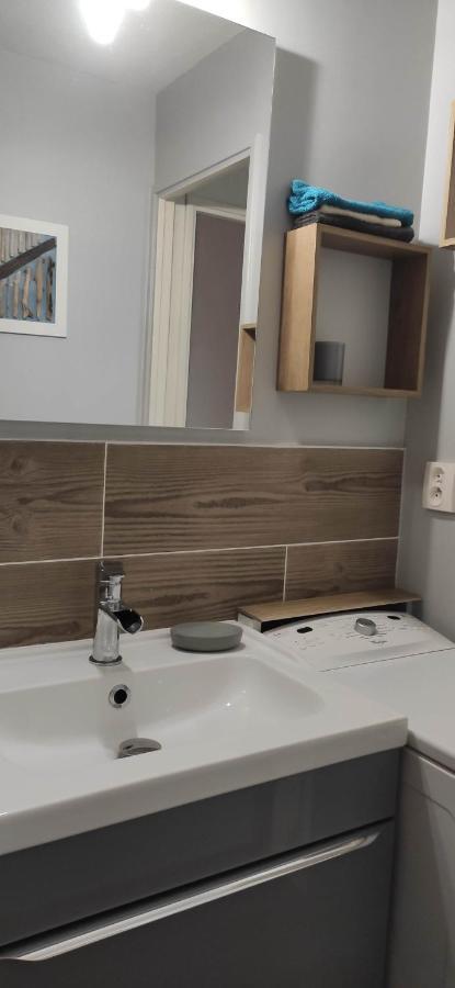 Appartement Lumineux Vue Mer Fréjus 외부 사진