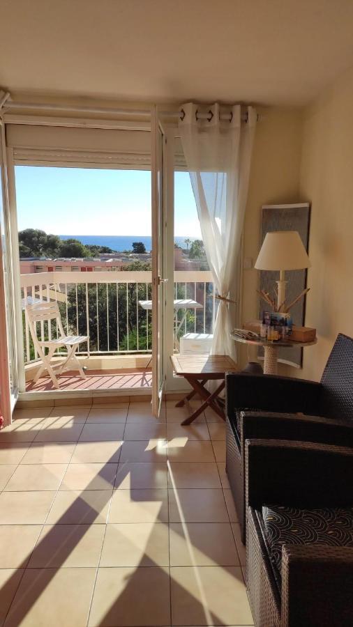 Appartement Lumineux Vue Mer Fréjus 외부 사진